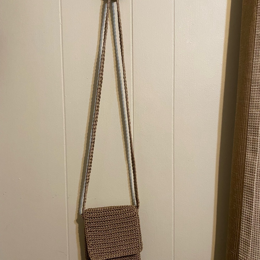 The Sak small crocheted crossbody bag in excellent condition